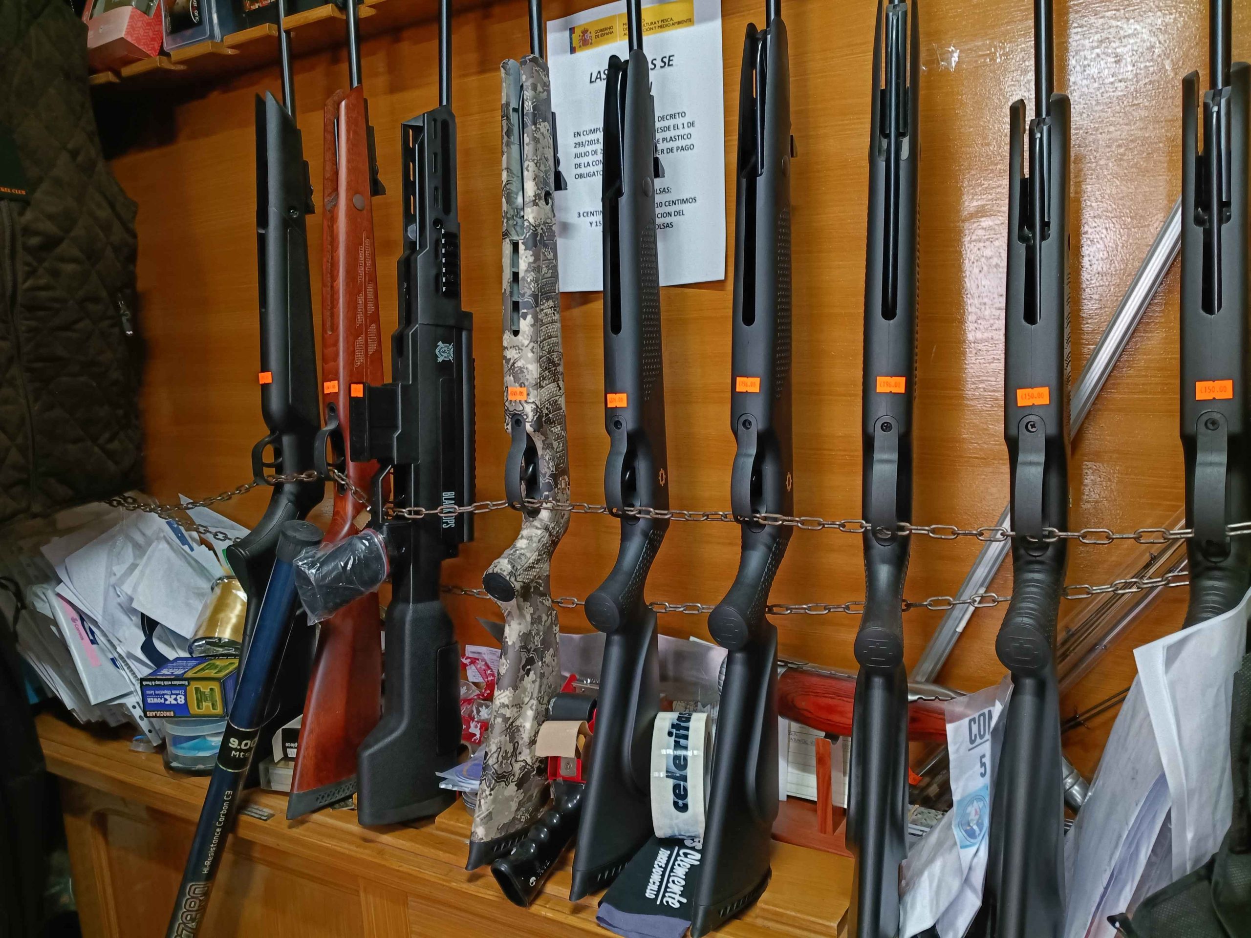 Artículos pesca variados Deportes Clemente Torrejoncillo Cáceres accesorios modalidades